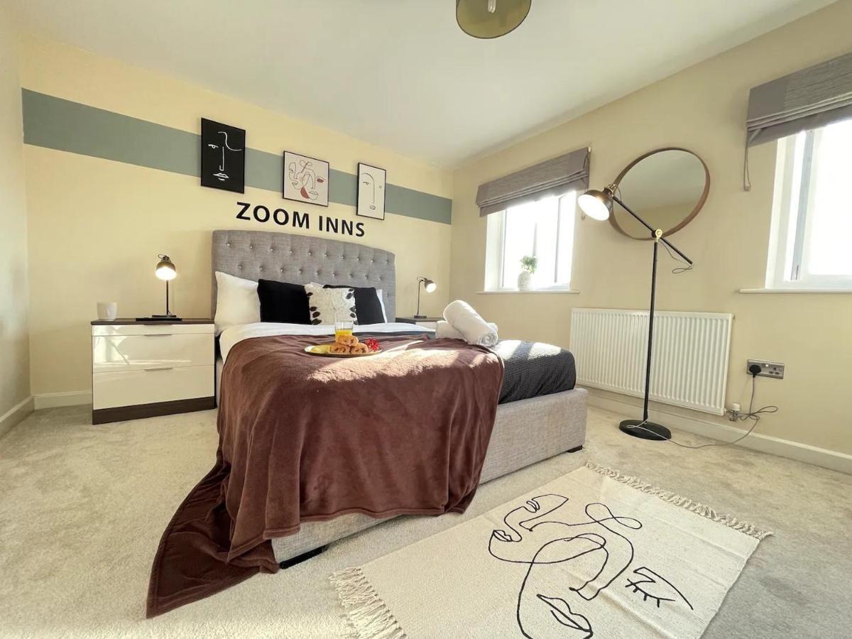 Chic Townhouse Near Old Trafford Apartment